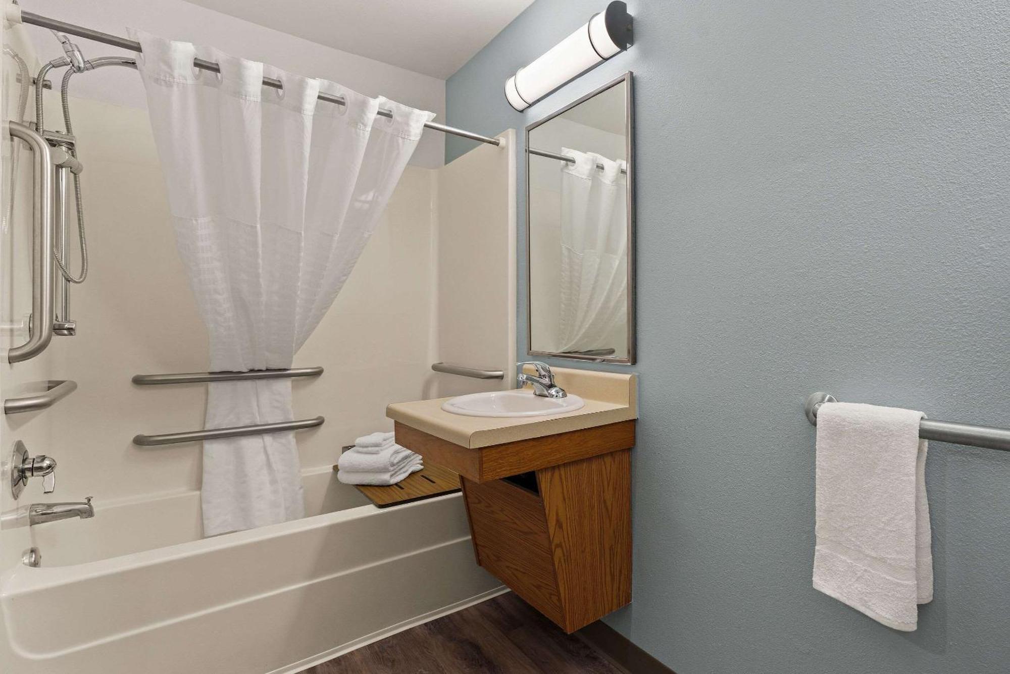 Woodspring Suites Greenville Central I-85 מראה חיצוני תמונה