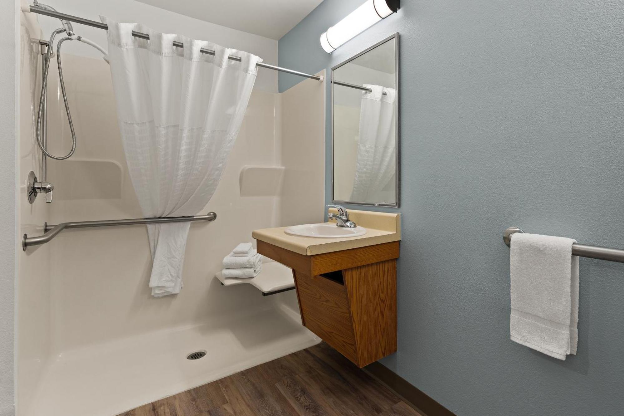 Woodspring Suites Greenville Central I-85 מראה חיצוני תמונה