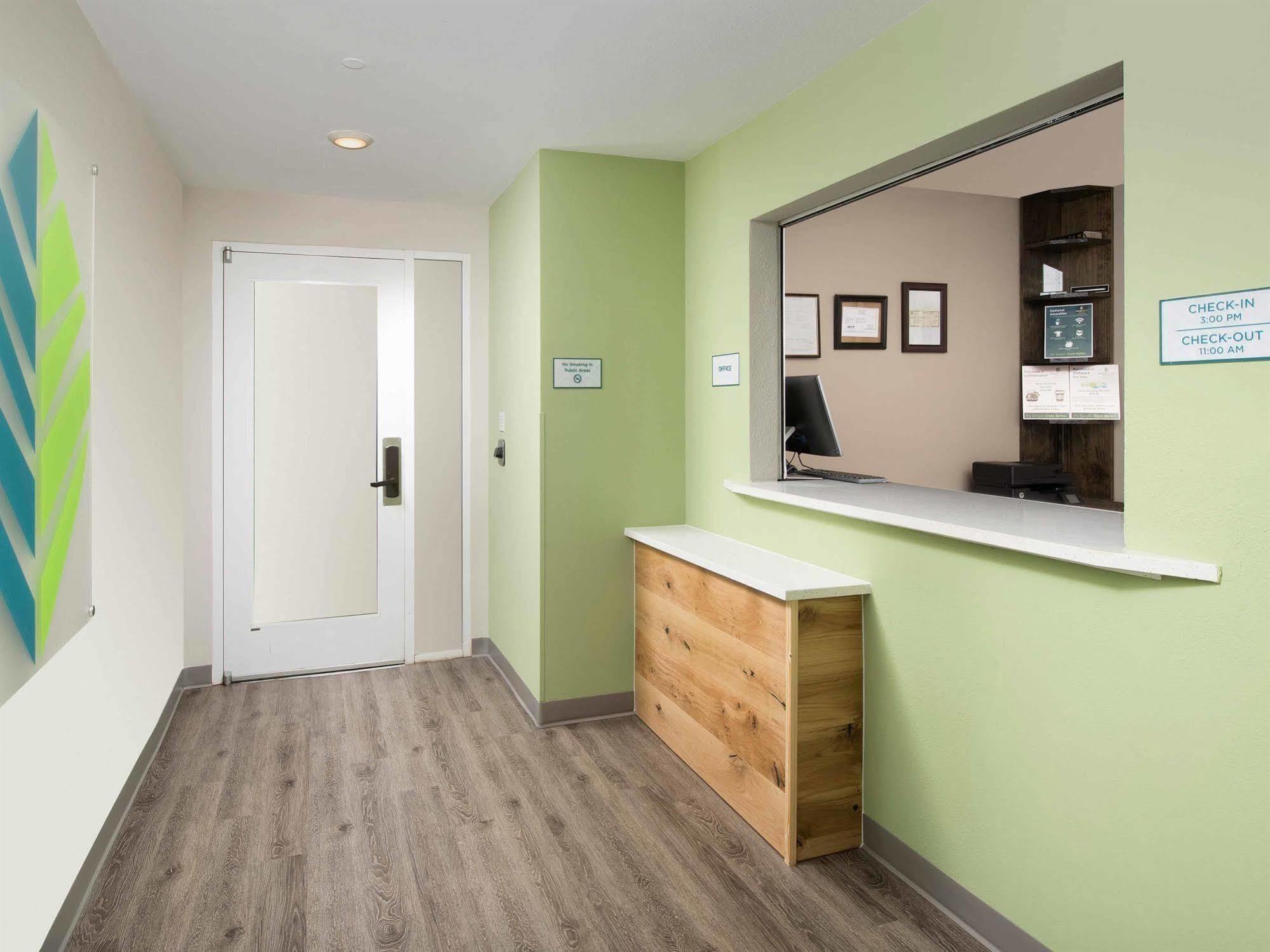 Woodspring Suites Greenville Central I-85 מראה חיצוני תמונה
