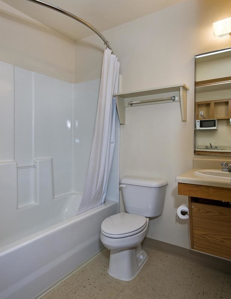 Woodspring Suites Greenville Central I-85 מראה חיצוני תמונה