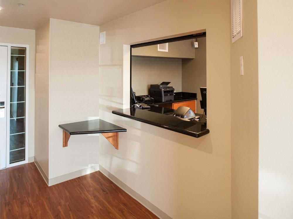 Woodspring Suites Greenville Central I-85 מראה חיצוני תמונה